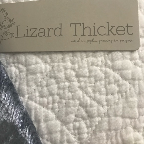 Cold Shoulder Crushed Velvet Top. Blue/silver Fun look for a Holiday Party! - Picture 6 of 6